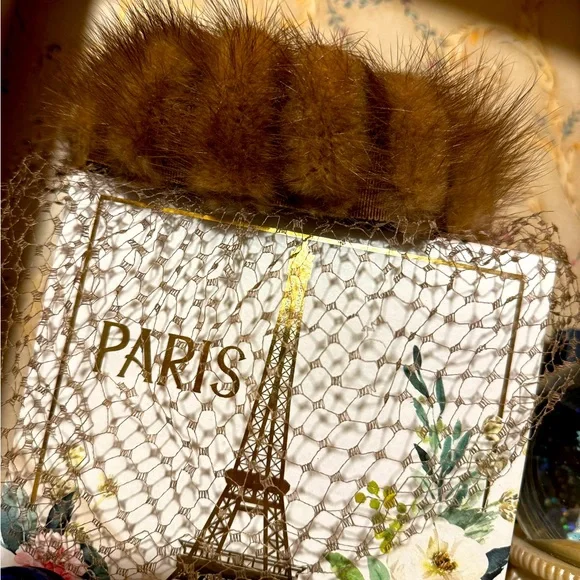 Accessories | Vintage Rare 195s Mink Fur Pillbox Hat | Poshmark display picture 3